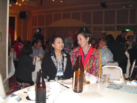 懇親会の様子